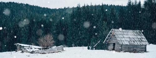 How to Create Realistic Snow Overlays with Photoshop