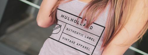 How to Mockup a T Shirt Design on a Model with Photoshop