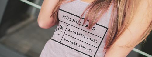 How to Mockup a T Shirt Design on a Model with Photoshop